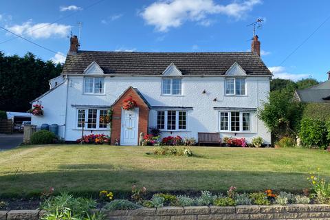 4 bedroom detached house for sale, Cemetery Road, Weston, Crewe