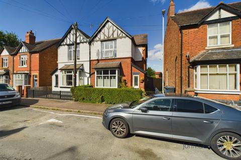 3 bedroom semi-detached house for sale, Ivanhoe Road, Lichfield