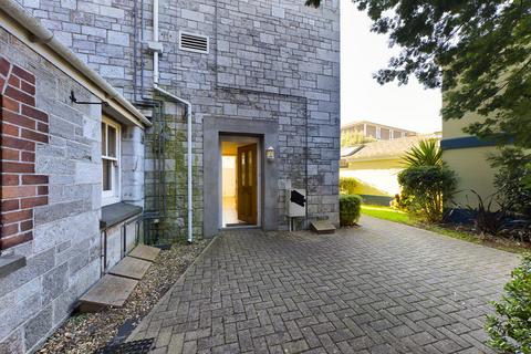 3 bedroom apartment to rent, North Road West, Plymouth PL1