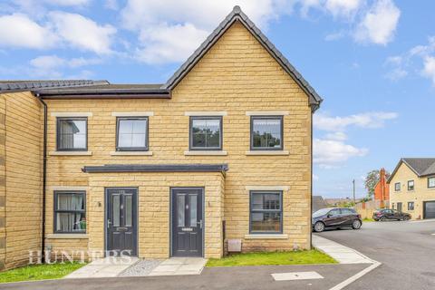 3 bedroom end of terrace house for sale, Old Hall Mews, Dearnley, OL12 9FG