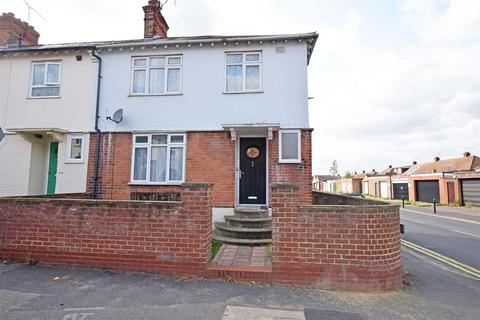 3 bedroom end of terrace house for sale, Toronto Road, Gillingham