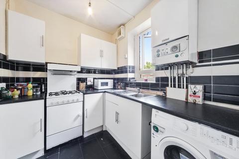 2 bedroom flat to rent, Cranleigh Street, London, NW1