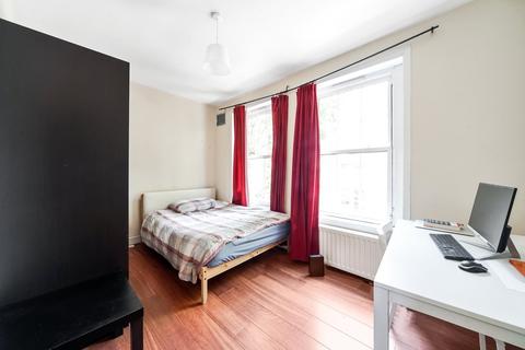 2 bedroom flat to rent, Cranleigh Street, London, NW1