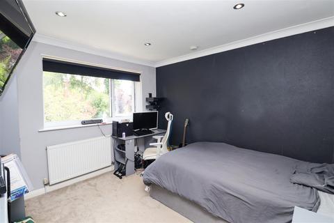 14 Chesilton Crescent, Church Crookham, Fleet, GU52 6PB