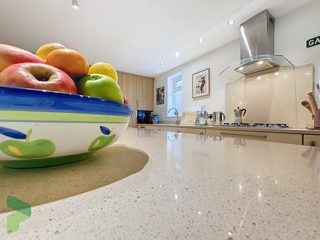 Kitchen. Dining. Living