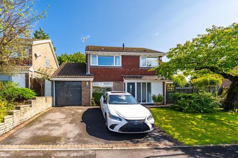 4 bedroom detached house for sale, Bryn Siriol,Caerphilly,CF83 2AJ