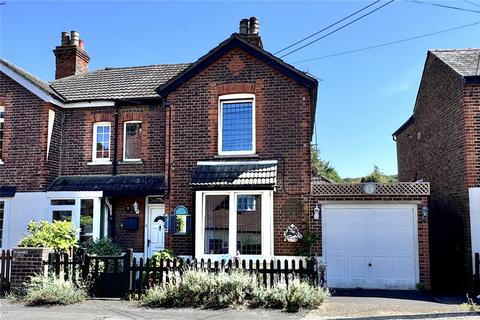 2 bedroom semi-detached house for sale, Mayfield Road, Wooburn Green, Buckinghamshire, HP10