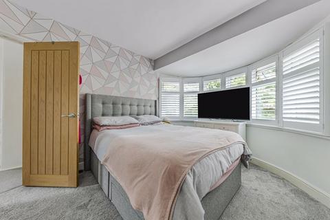 76 Lodge Hill, Welling, DA16 1BW