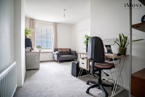 Flat 5, 14 Tudor Road, London, SE19 2UH