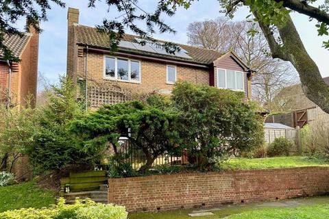 4 bedroom detached house for sale, Reedham Drive, Purley