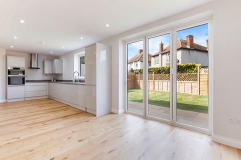 3 bedroom semi-detached house for sale, Tolworth Rise North, Surbiton KT5