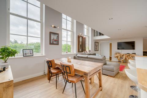 129 Whitehall Road, Drighlington, Bradford, BD11 1LN