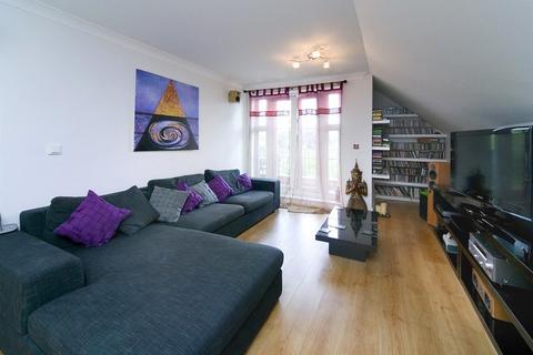 2 bedroom apartment to rent, Datchet Road