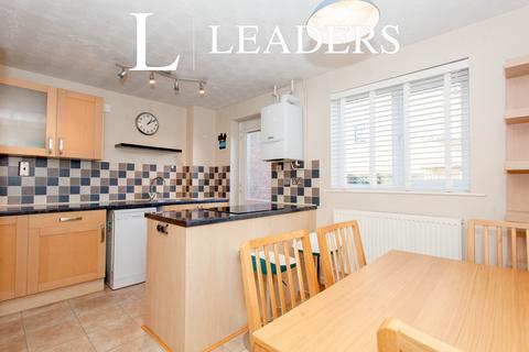 2 bedroom semi-detached house to rent, Eland Way, CB1