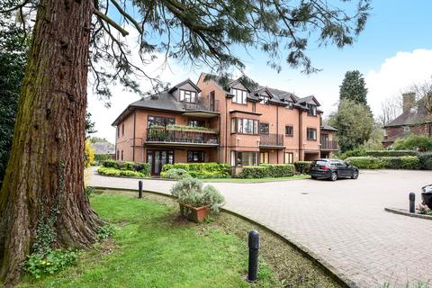 2 bedroom apartment to rent, Gladesmere Court, Carew Road, Northwood, HA6 3NH