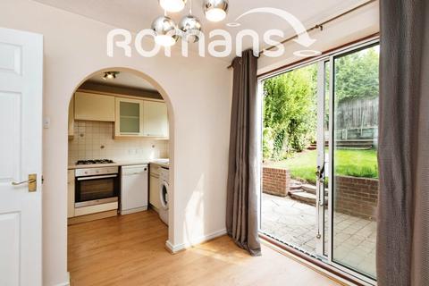 3 bedroom terraced house to rent, Martel Close