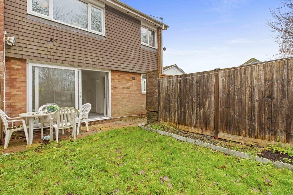 40 Cumberland Close, HP7 9 NJ (LOW RES)-10