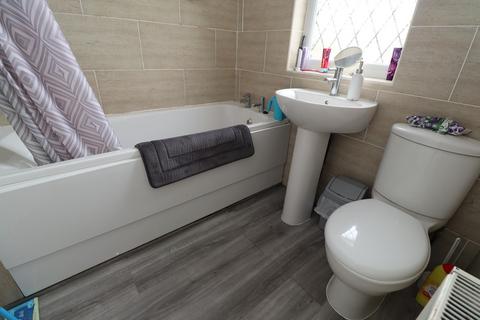 8 Beighton Road, Kilnhurst, Mexborough, S64 5SW