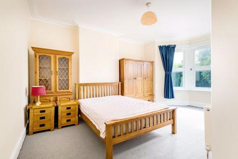 2 bedroom maisonette for sale, Grange Court Road|Henleaze