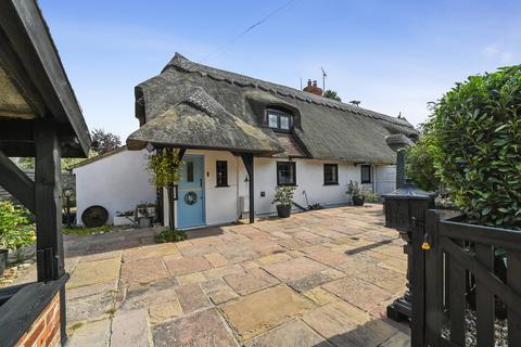 Walnut Tree Cottage Vine Road, Tiptree, Colchester, CO5 0LR