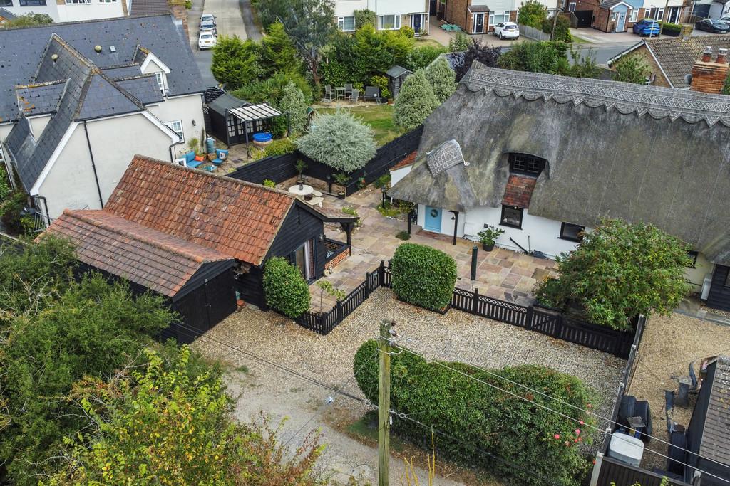 PT-FC(COL)-Walnut Tree Cottage-1