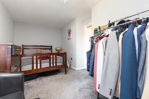 2 bedroom flat for sale, Macarthur Close, Erith, Kent