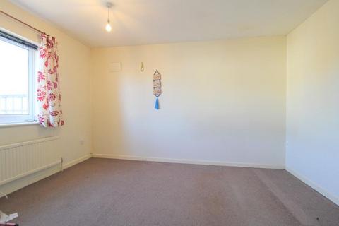 1 bedroom cluster house for sale, Lesbury Close, Wigmore, Luton, Bedfordshire, LU2 9UP