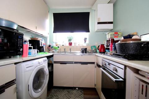 1 bedroom cluster house for sale, Lesbury Close, Wigmore, Luton, Bedfordshire, LU2 9UP