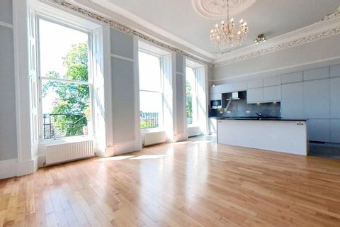 3 bedroom flat to rent, Woodlands Terrace, Glasgow, G3
