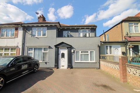 6 bedroom semi-detached house for sale, Langdale Gardens, Perivale