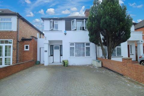 3 bedroom semi-detached house for sale, Conway Crescent, Greenford