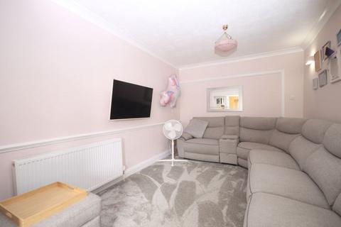 3 bedroom semi-detached house for sale, Conway Crescent, Greenford