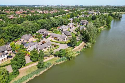 16 Bilbrook Lane, Furzton, Milton Keynes, MK4 1LW