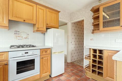 19 Markfield Crescent, Low Moor, Bradford, BD12 0UJ
