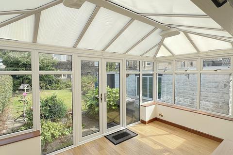 19 Markfield Crescent, Low Moor, Bradford, BD12 0UJ