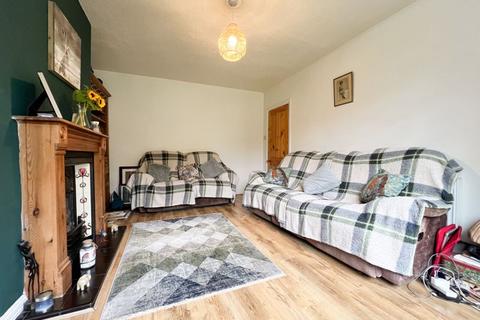 2 Bourne Place, Leek, ST13 8LS