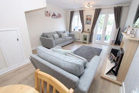 3 bedroom townhouse for sale, Selborne Road, Dudley DY2