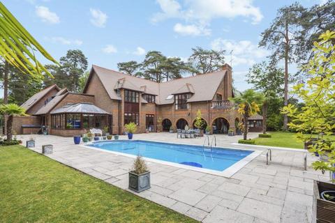 5 bedroom detached house for sale, 37 Abbots Drive, Virginia Water GU25