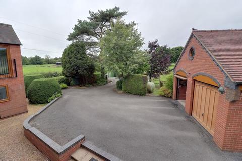 4 bedroom detached house for sale, Long Compton, Stafford ST18