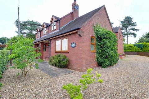 4 bedroom detached house for sale, Long Compton, Stafford ST18