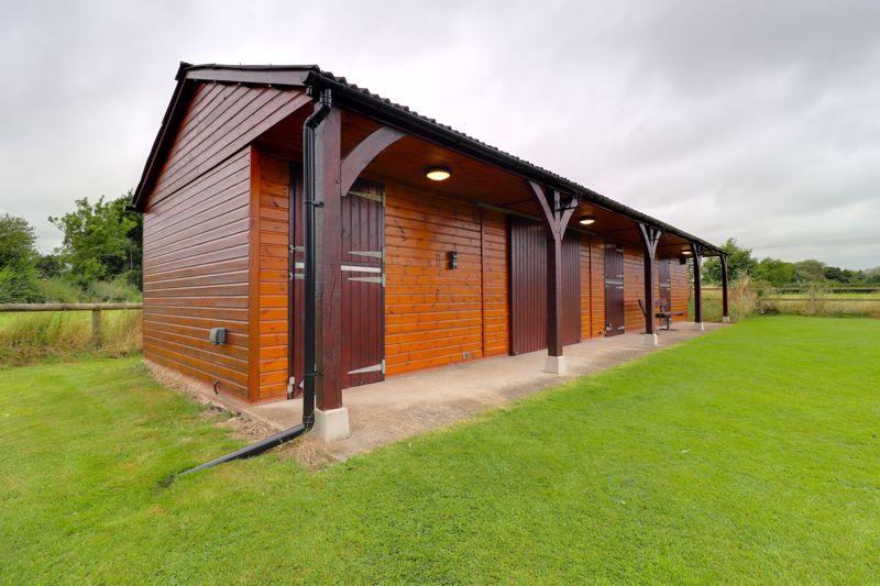 Stable Block/Tack