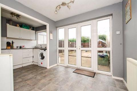 3 bedroom terraced house for sale, Ferndale Close, Burntwood WS7