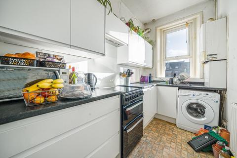 2 bedroom apartment for sale, Thurlow Park Road, London