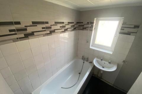 undefined, Plaistow E13