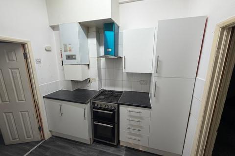3 bedroom terraced house to rent, Plaistow E13