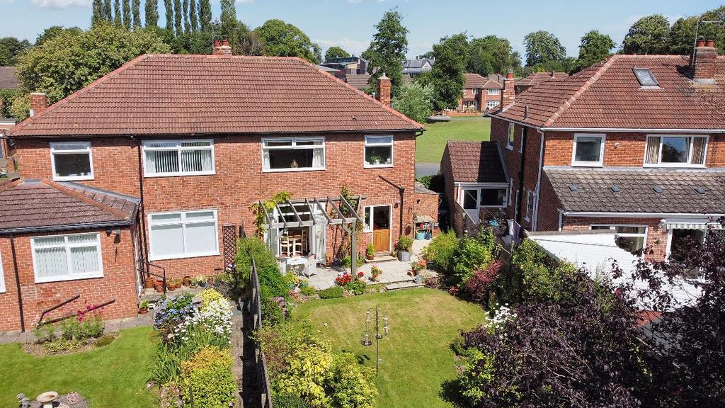 Elevated rear external