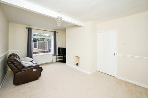 3 bedroom end of terrace house for sale, Staveley Road, Chesterfield S43