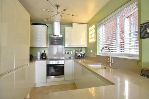 3 bedroom detached house for sale, Elmside, Worcestershire WR11