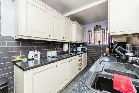 3 bedroom semi-detached house for sale, Pontefract Road, West Yorkshire WF8