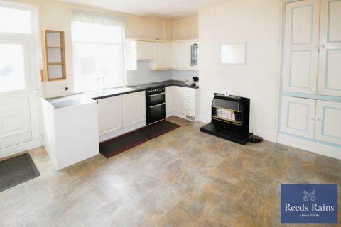 4 bedroom terraced house for sale, Haigh Avenue, Leeds LS26